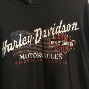 Black Harley Davidson barely worn t shirt
